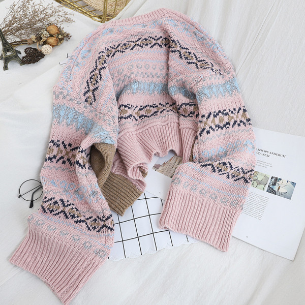 Retro stílusú, kerek nyakkivágású női pulóver fehér, szürke, kék és rózsaszín színekben