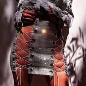 ÚJ modell női rövid szoknya megkötővel, magas derékkal, ezüst színben