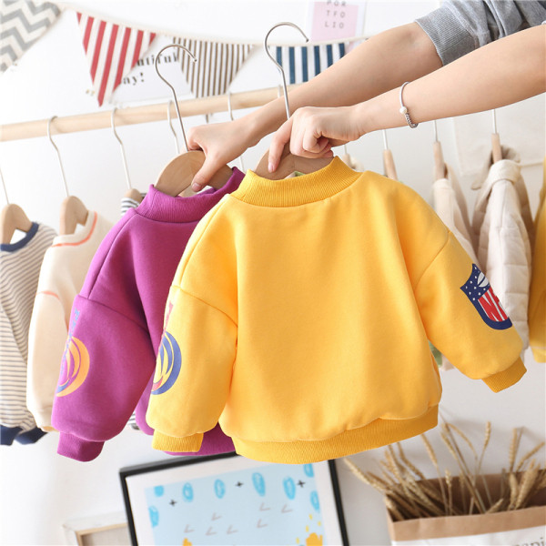 Καθημερινή παιδική  μπλούζα  για αγόρια σε κίτρινο, μοβ και μαύρο χρώμα με κορδέλα