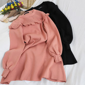 Női kötött ruha ovális nyakkivágással és hosszú ujjú fehér, fekete, piros és rózsaszín színben