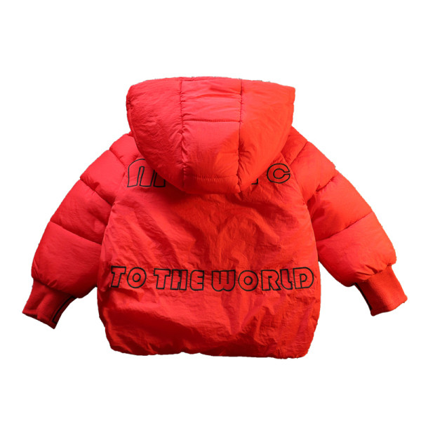 Gyerek dzseki fiúknak piros és fekete színben kapucnival és zsebekkel