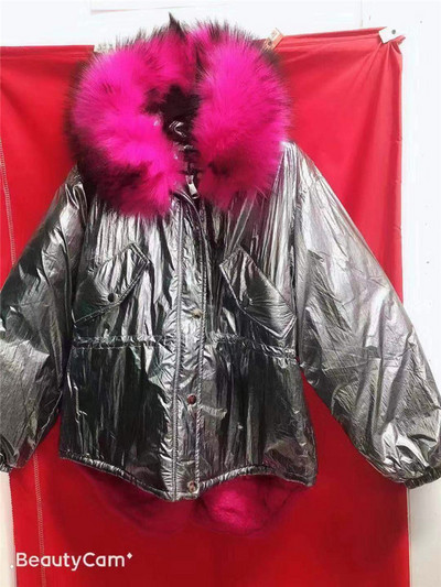 Νέο μοντέλο μοντέρνο χειμωνιάτικο γυναικείο μπουφάν με κουκούλα και ροζ γούνα σε ασημί χρώμα
