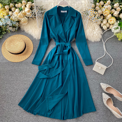 Női retro ruha övvel és gallérral bordó, kék, bézs és fekete színben