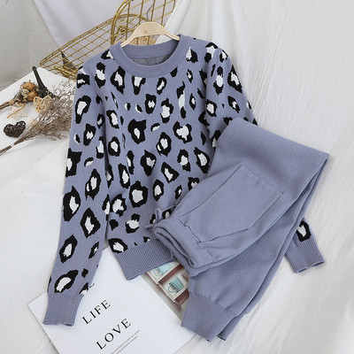 Модерен дамски комплект от две части леопардов пуловер + панталон с джобове в няколко цвята