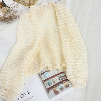 Új modell női blúz kerek nyakkivágással és csipkével fehér, fekete és bézs színben