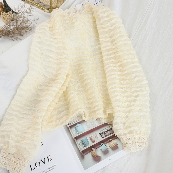 Új modell női blúz kerek nyakkivágással és csipkével fehér, fekete és bézs színben