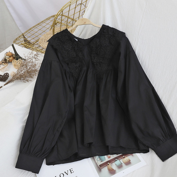 Aktuális női ing csipkegallérral, fekete-fehér színben