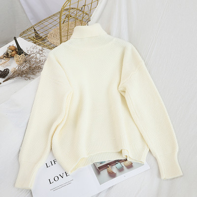 Μοντέρνο γυναικείο πουλόβερ με υψηλό γιακά - σε διάφορα χρώματα