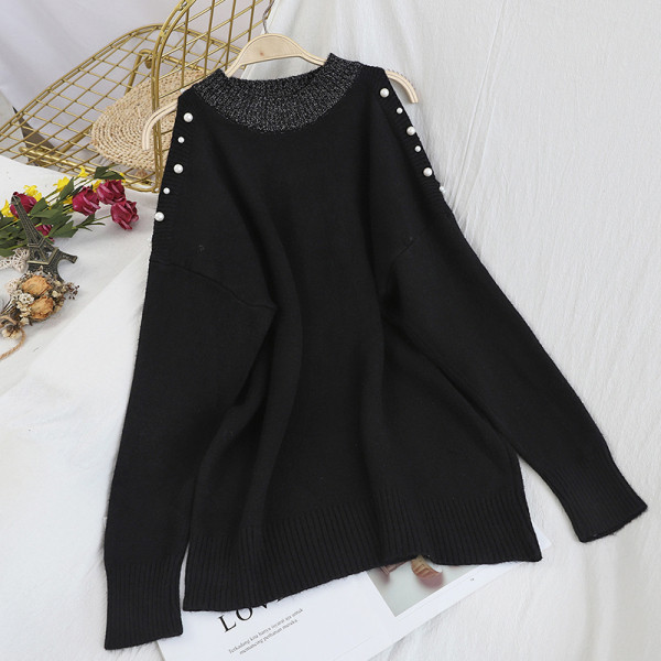 Γυναικείο πουλόβερ ν με ωοειδές ντεκολτέ και διακόσμηση πέρλες σε λευκό, μαύρο και ροζ χρώμα