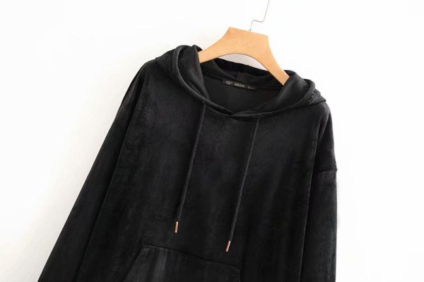 Női alkalmi bársony pulóver kapucnival és zsebekkel zöld, kék, rózsaszín és fekete színben