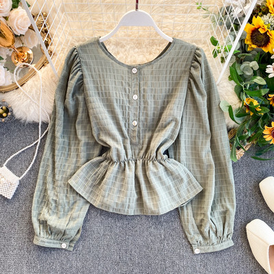 Cămașă modernă de damă cu nasturi și decolteu rotund în negru, portocaliu, alb și gri