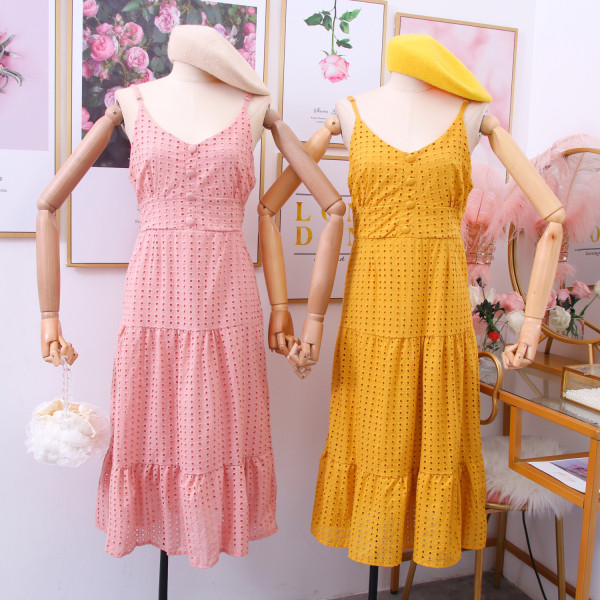 Rochie moderna de dama cu bretele subtiri - model decupat