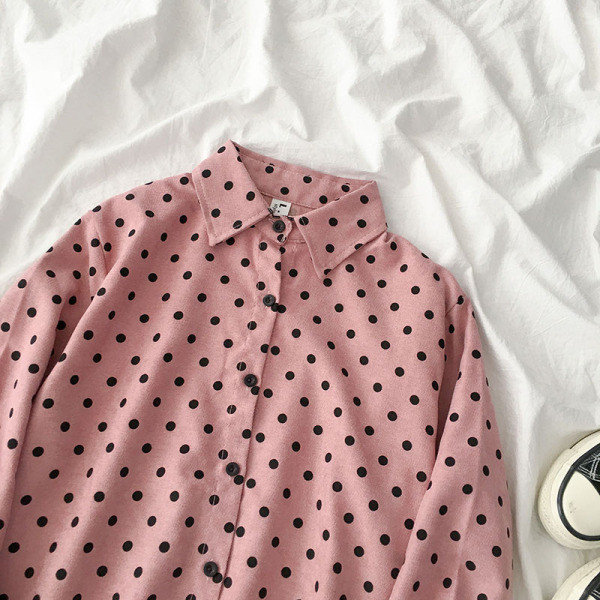 Rózsaszín női ing klasszikus gallérral és széles ujjakkal