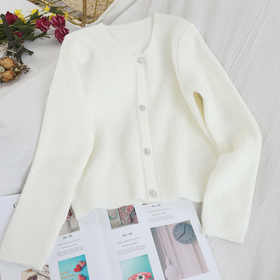 Új modell női kardigán fekete-fehér gombokkal