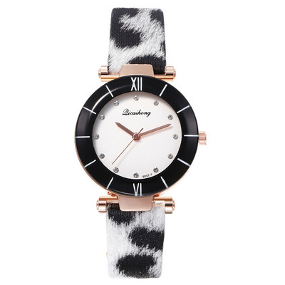 Κομψό γυναικείο ρολόι με ζωικό πριντ σε έξι χρώματα