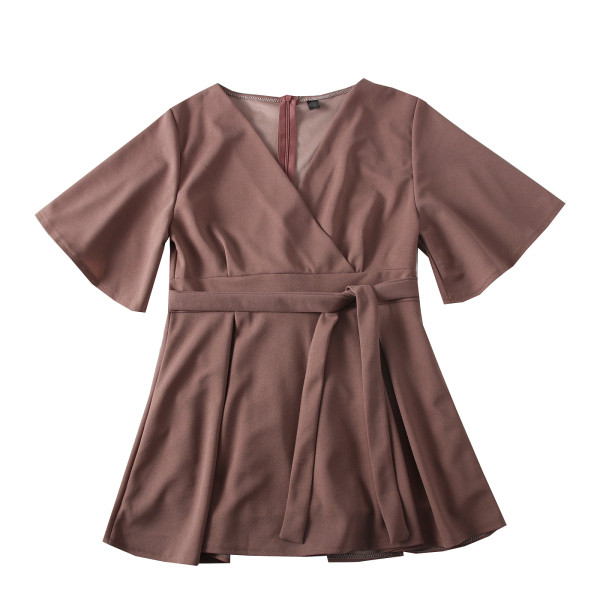 Μοντέρνο σύντομο γυναικείο φόρεμα με λαιμόκοψη και μανίκι 3/4 σε διάφορα χρώματα