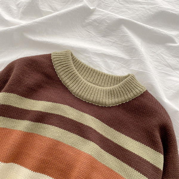 Pulover casual de dama cu dungi in doua culori cu decolteu rotund