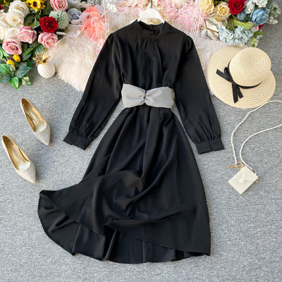 Női hosszú ruha alacsony gallérral, kék, fekete, sárga, zöld, rózsaszín és piros színekben