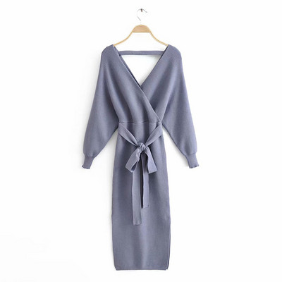 Hosszú kötött ruha mély V-nyakkal és csupasz háttal szürke és bordó színben