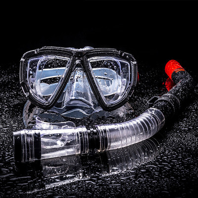 Maszk és légzőcső készlet búvárkodáshoz fekete, piros, sárga és kék színben