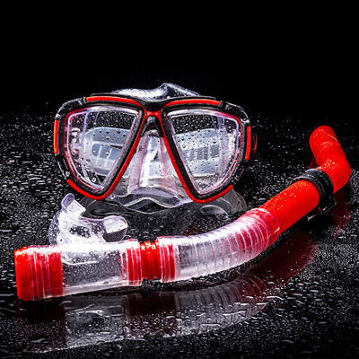 Maszk és légzőcső készlet búvárkodáshoz fekete, piros, sárga és kék színben