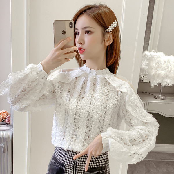 Női csipke ing bézs és fehér fürtökkel