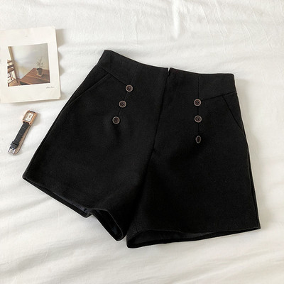 Női rövidnadrág gombokkal, magas derékkal, három színben