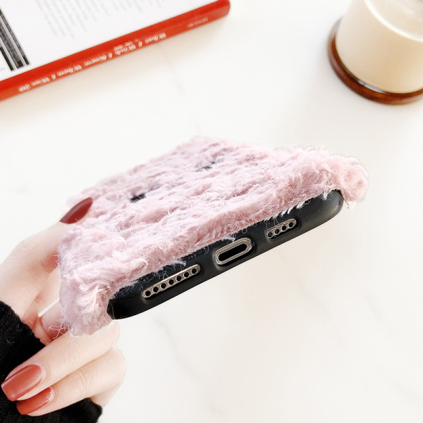 Rózsaszín és fehér hímzéssel ellátott plüss tok Iphone 11 Pro Max készülékhez