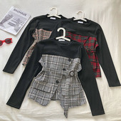 Retro stílusú női blúz három színben, gombokkal és kerek nyakkivágással