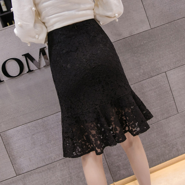 Csipke női szoknya szabású modell fehér és fekete színben, magas derékkal