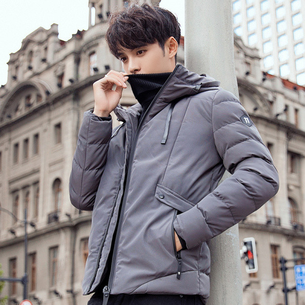 Férfi téli kabát szürke és fekete színben, zsebekkel és kapucnival