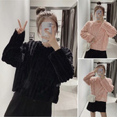 Pulover cu puf scurt in negru si roz model lat