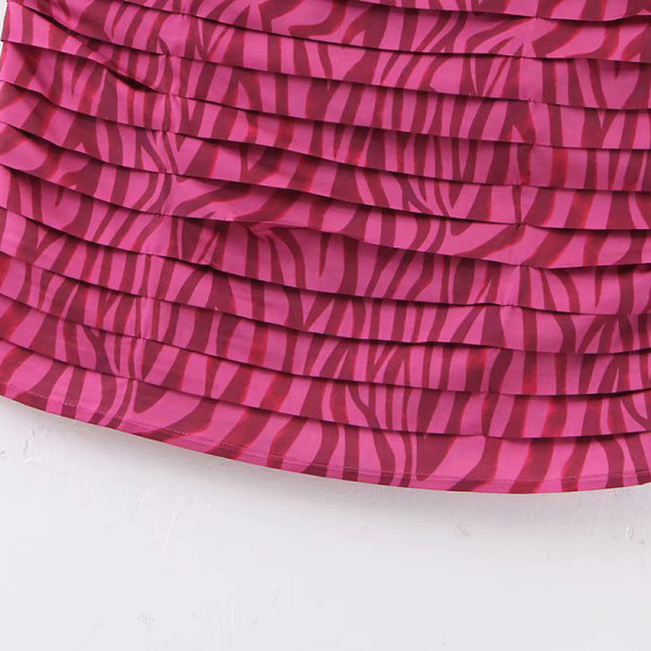 Testreszabott redőzött ruha vékony pántokkal, rózsaszín, zebramintával