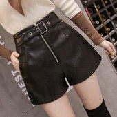 Női rövid téli steppelt bőr nadrág magas derékkal, fekete színben