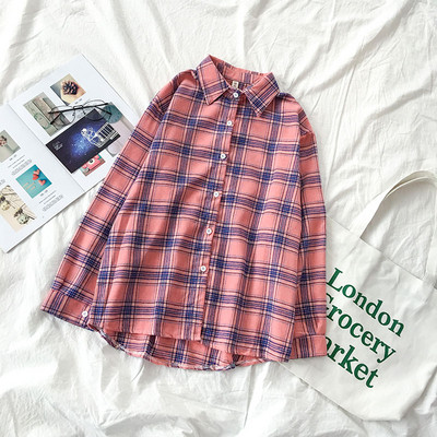 Retro stílusú kockás női ing, hosszú ujjal és klasszikus gallérral