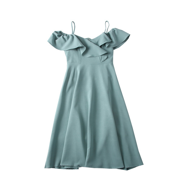 Modern női ruha vékony pántokkal, többféle színben