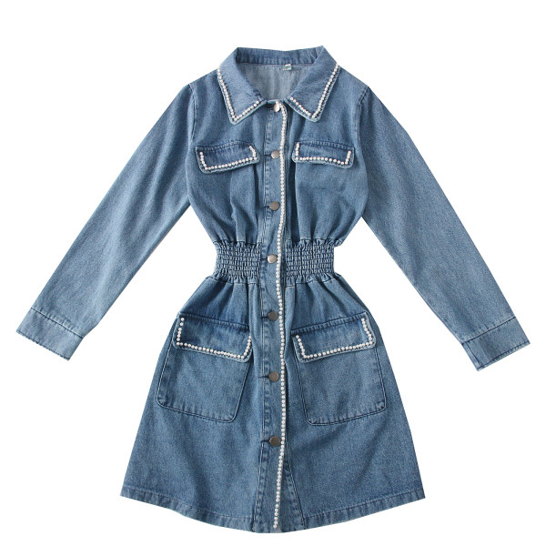 Női farmer ruha klasszikus gallérral, kék gyöngyökkel