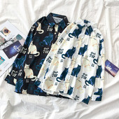 Cămașă modernă de damă în stil retro în alb-negru, cu guler clasic