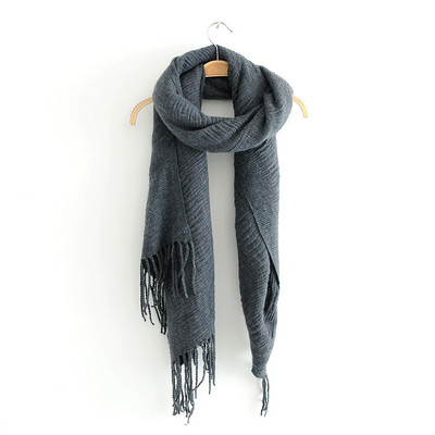 Eșarfă modernă de iarnă cu franjuri în albastru și gri