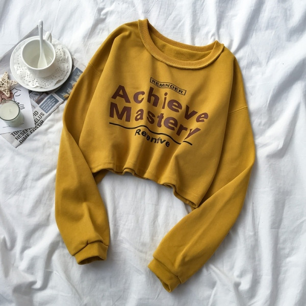 Bluza scurta de dama in patru culori cu inscriptii si decolteu rotund