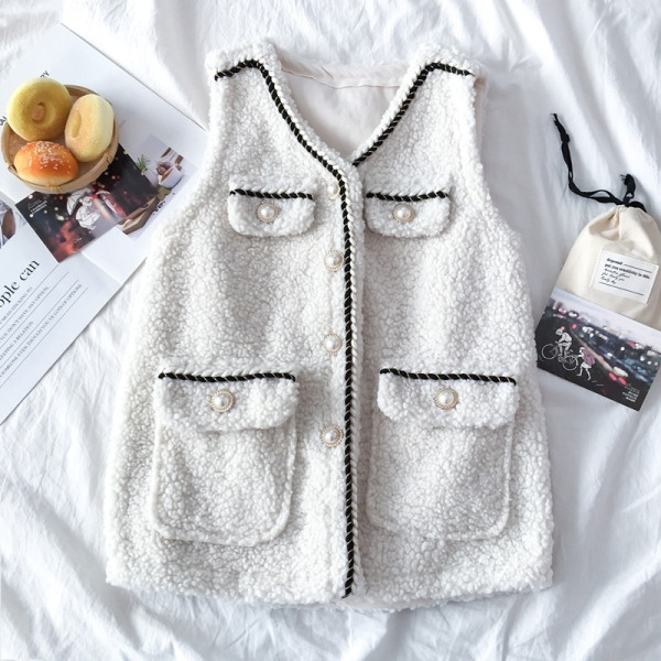 Vestă modernă de damă în bej, maro și alb, cu decolteu în V