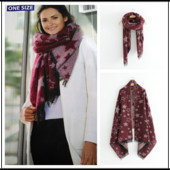 Vastag téli sál bordó színben, rátéttel és rojtokkal