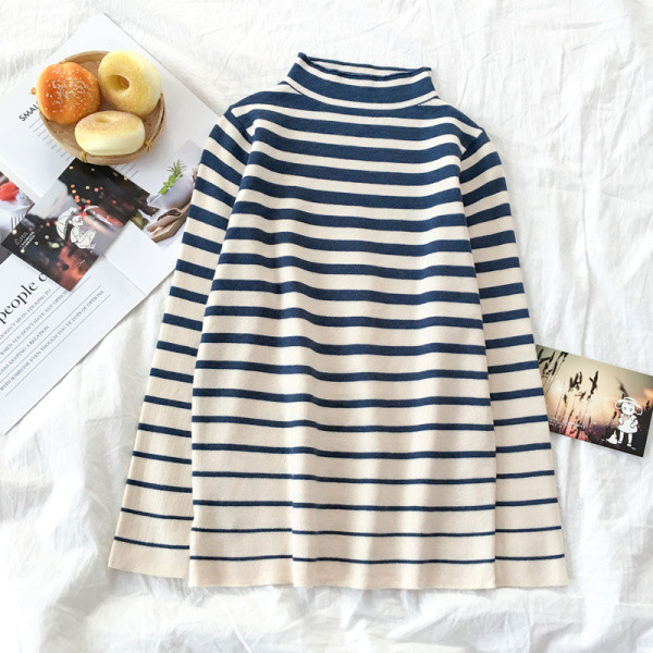 Csíkos női blúz három színben, félmagas gallérral és hosszú ujjal