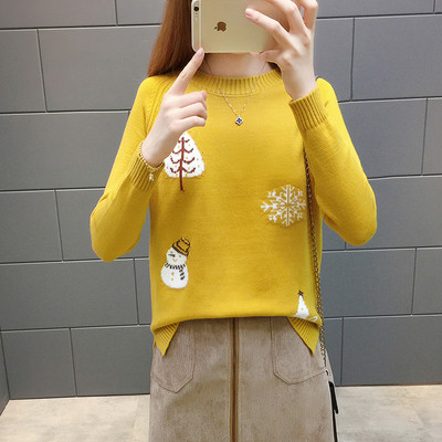 Pulover de iarnă de damă cu motive de Crăciun și decolteu oval în alb, galben, roșu și negru