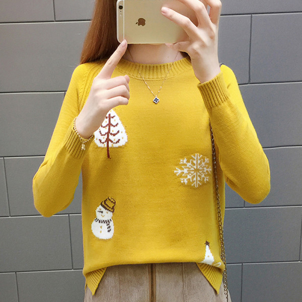 Pulover de iarnă de damă cu motive de Crăciun și decolteu oval în alb, galben, roșu și negru