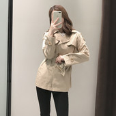 Palton scurt de dama de primavara-toamna cu curea si nasturi in bej si maro