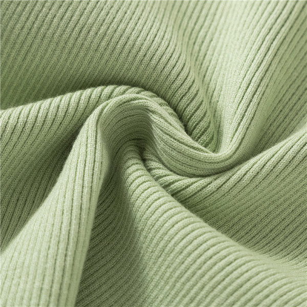 Modern női pulóver alacsony gallérral és hímzéssel öt színben