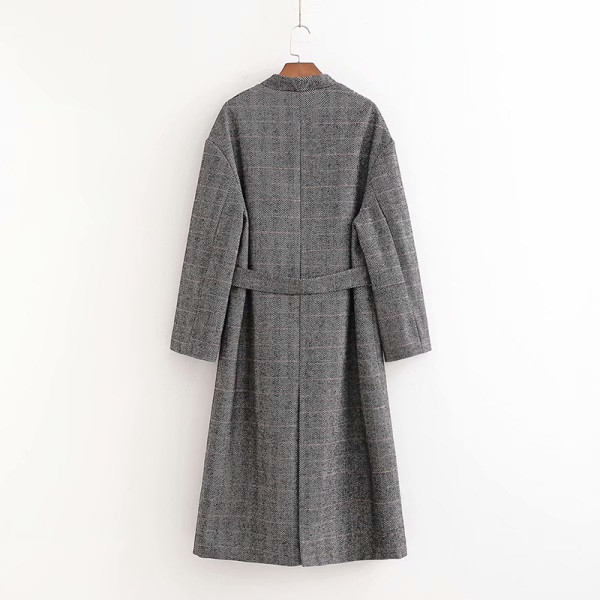 Hosszú tavaszi-őszi elegáns kabát szürke színben, övvel