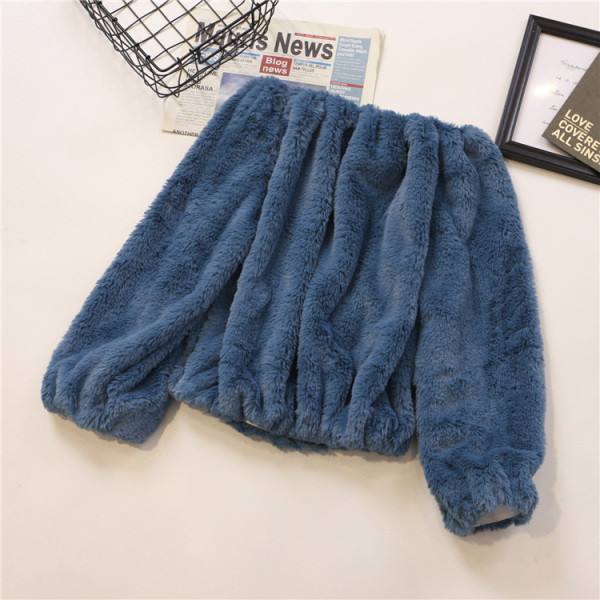 Pulover de pluș de damă în mai multe culori cu decolteu barcă și mâneci lungi