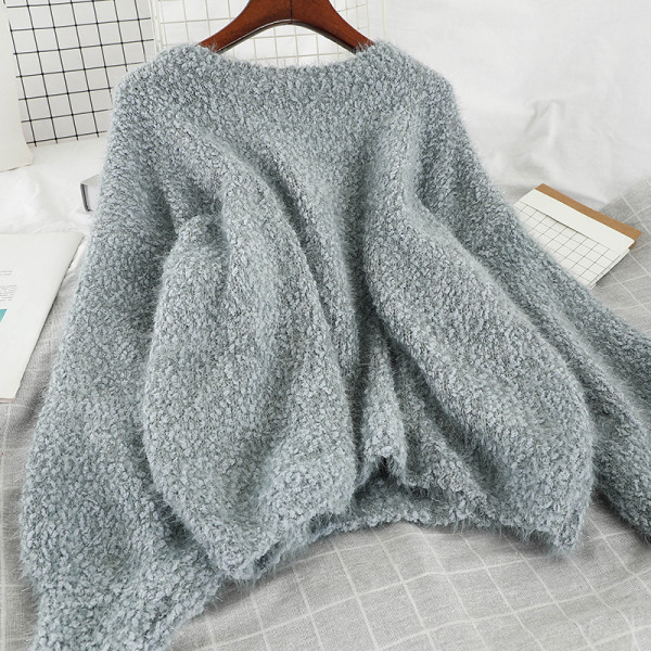 Pulover de dama in albastru, alb si bej cu decolteu rotund si maneci lungi